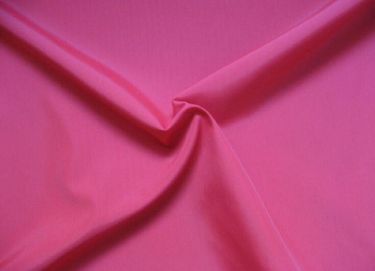 Polyester microfiber pongee 230T fabric 72 gsm plain dyed